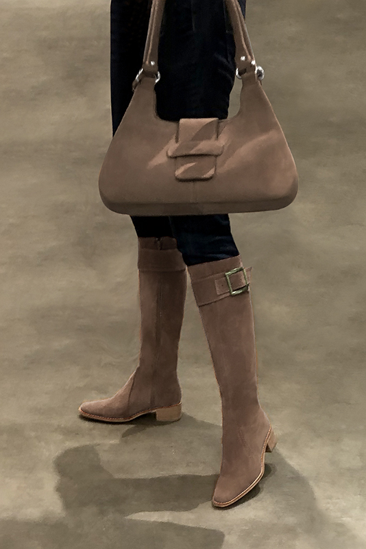 Chocolate brown women's calf bracelets, to wear over boots. Worn view - Florence KOOIJMAN